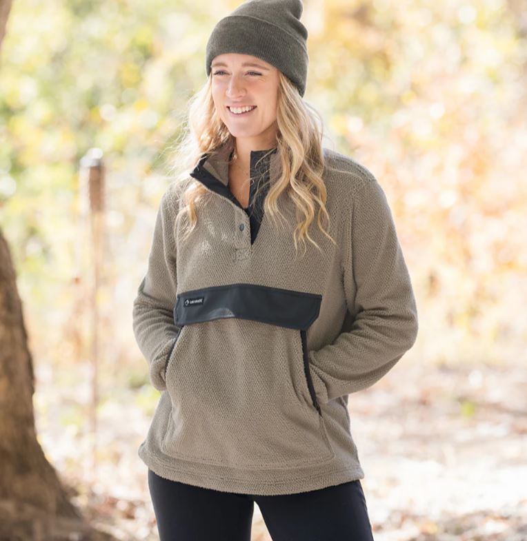 DISCONTINUED-Cascade Women's 9347 Sherpa Fleece Pullover