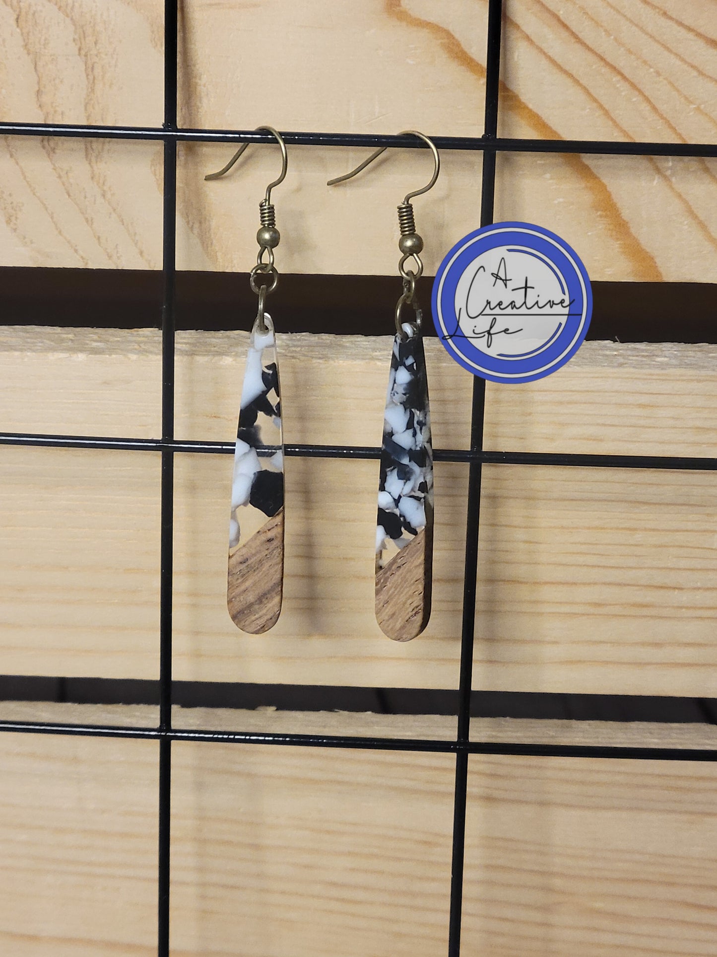 Walnut and Black/White Mosaic Resin Drop